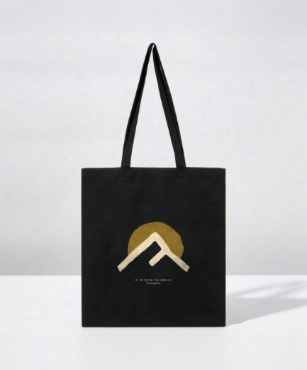 Mountain Arc – Black